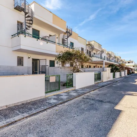 Lägenhet A 100 M Dal Mare Torre San Giovanni Ugento