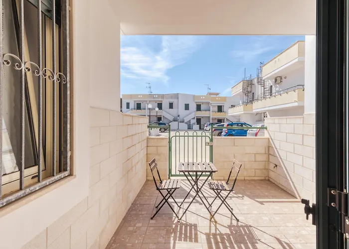 A 100 M Dal Mare * Torre San Giovanni Ugento