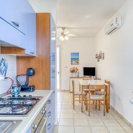 A 100 M Dal Mare Apartment Torre San Giovanni